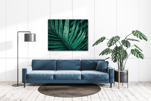 Tablou Green leaf with drops of water - 90 x 70 cm